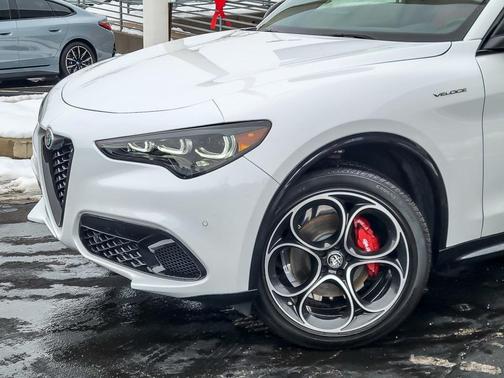 2024 Alfa Romeo Stelvio Veloce