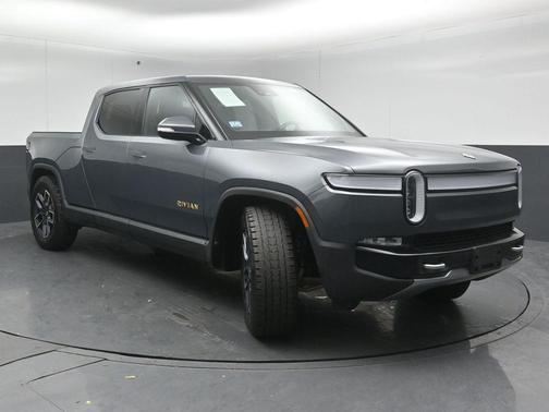 2022 Rivian R1T Adventure Package