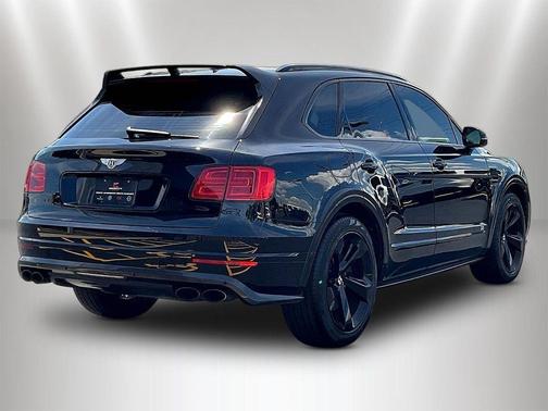 Black 2019 Bentley Bentayga V8