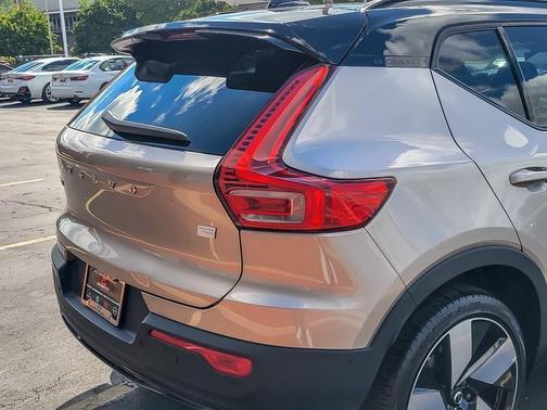 2023 Volvo XC40 Recharge Pure Electric Twin Ultimate