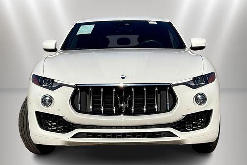 White 2023 Maserati Levante GT
