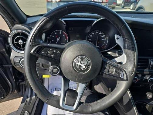 2020 Alfa Romeo Giulia Ti