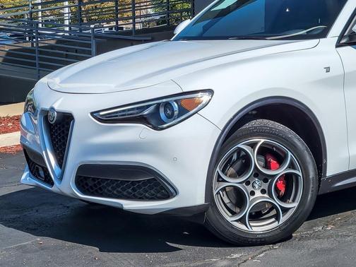 2022 Alfa Romeo Stelvio Ti