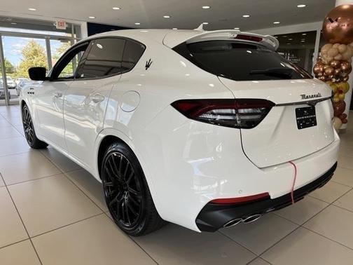 2024 Maserati Levante Modena Ultima
