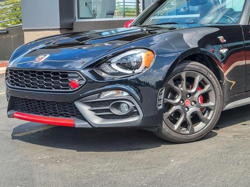 2019 FIAT 124 Spider Abarth