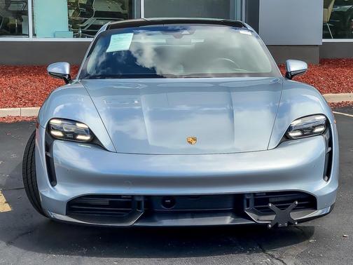 2020 Porsche Taycan Turbo S