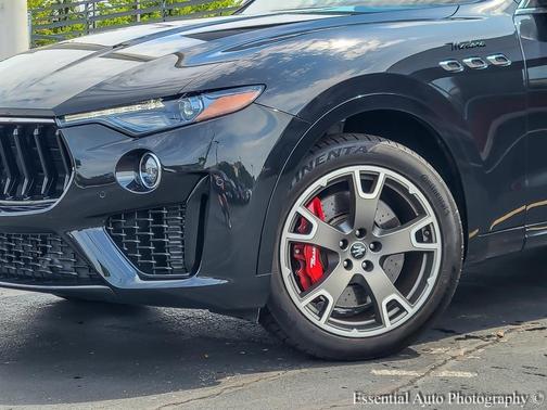 2022 Maserati Levante Modena