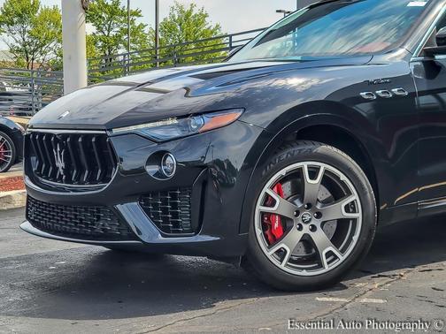 2022 Maserati Levante Modena
