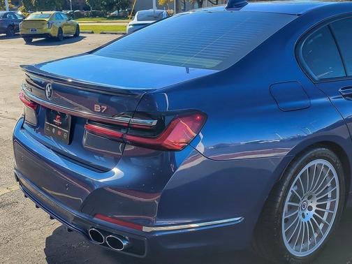 2022 BMW ALPINA B7 xDrive