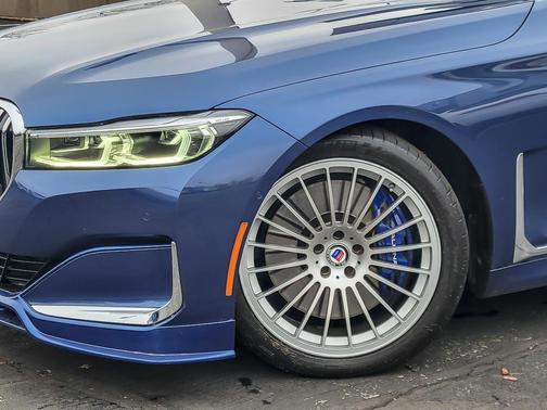 2022 BMW ALPINA B7 xDrive