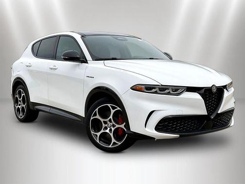 Alfa White 2024 Alfa Romeo Tonale Veloce