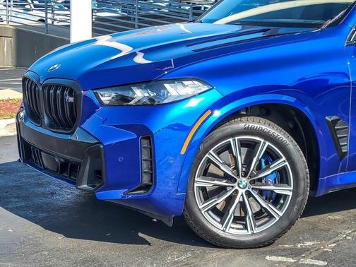 2024 BMW X5 M60i