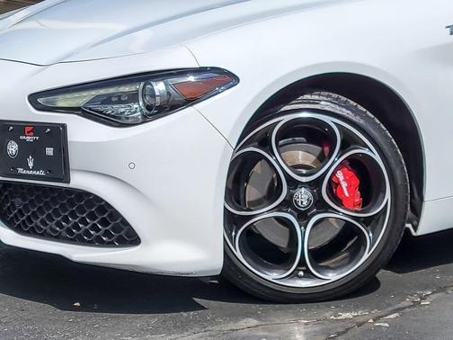 2022 Alfa Romeo Giulia Ti