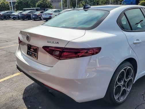 2022 Alfa Romeo Giulia Ti