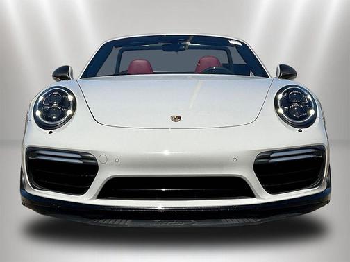 Chalk 2018 Porsche 911 Turbo