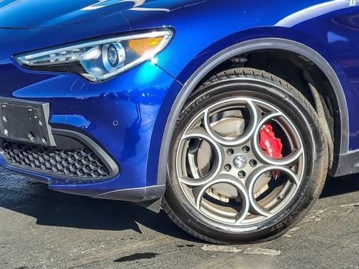 2022 Alfa Romeo Stelvio Ti