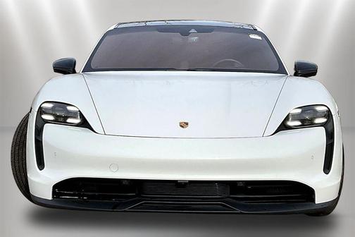 Carrara White Metallic 2020 Porsche Taycan 4S