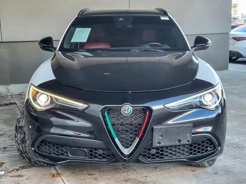 2022 Alfa Romeo Stelvio Veloce