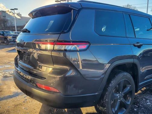2021 Jeep Grand Cherokee L Laredo