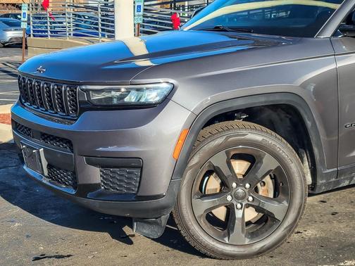 2021 Jeep Grand Cherokee L Laredo