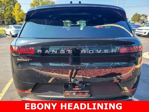 2024 Land Rover Range Rover Sport SE