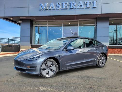 2022 Tesla Model 3 Long Range