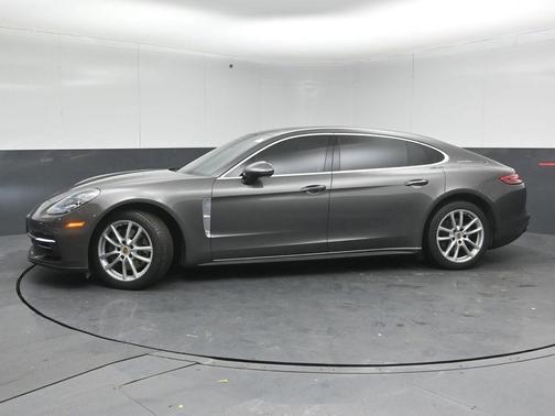 2018 Porsche Panamera 4S Executive