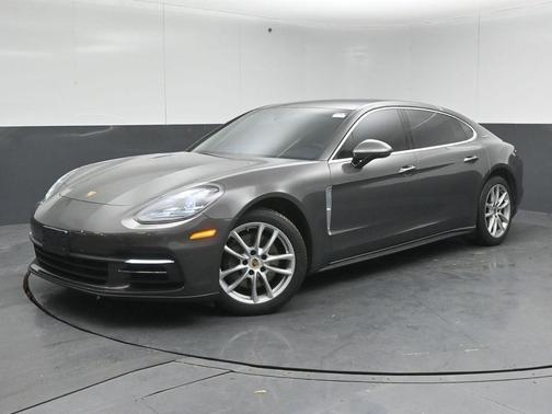 2018 Porsche Panamera 4S Executive