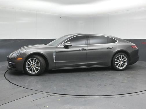 2018 Porsche Panamera 4S Executive