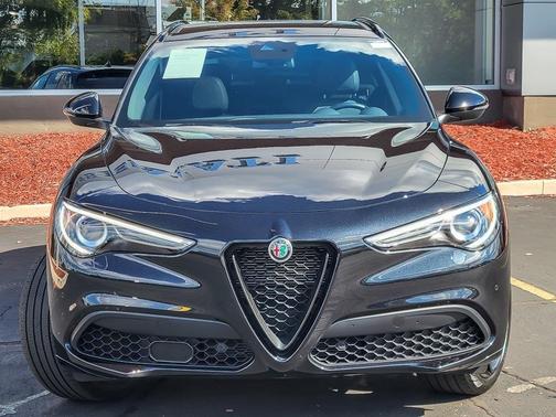 2022 Alfa Romeo Stelvio Veloce