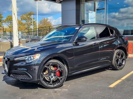 2022 Alfa Romeo Stelvio Veloce