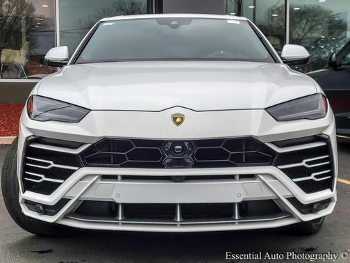 2020 Lamborghini Urus Base