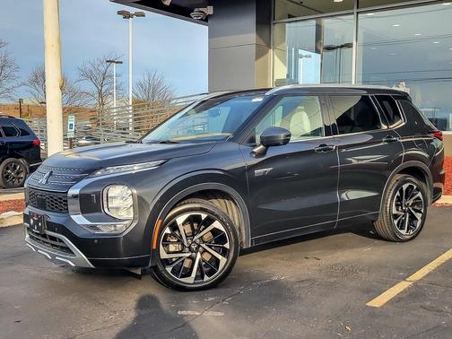 2024 Mitsubishi Outlander PHEV SEL