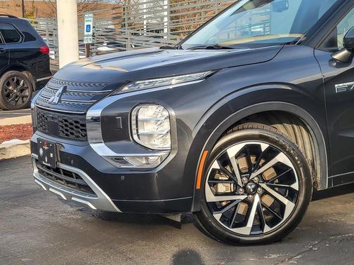 2024 Mitsubishi Outlander PHEV SEL