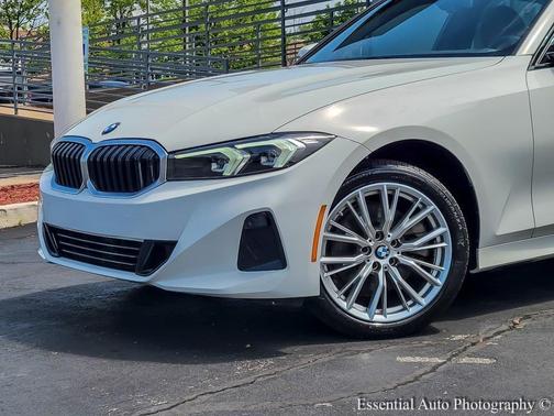 2023 BMW 330 i xDrive