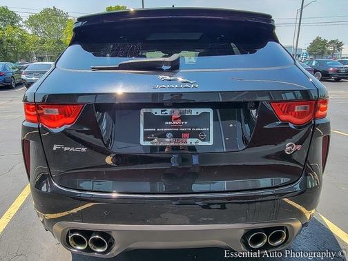 2020 Jaguar F-PACE SVR