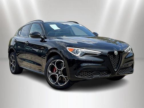 Vulcano Black Metallic 2023 Alfa Romeo Stelvio Veloce