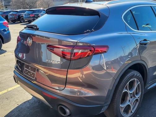 2019 Alfa Romeo Stelvio Ti