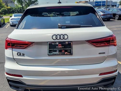 2023 Audi Q3 45 S line Premium