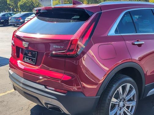 2020 Cadillac XT4 Premium Luxury