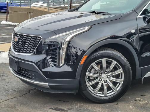 2020 Cadillac XT4 Premium Luxury