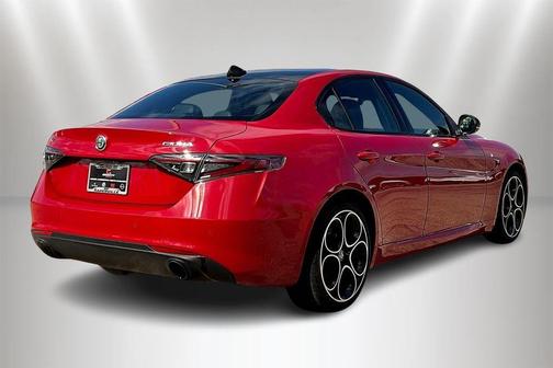 Rosso 2024 Alfa Romeo Giulia Ti