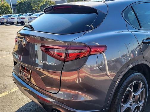 2023 Alfa Romeo Stelvio Ti