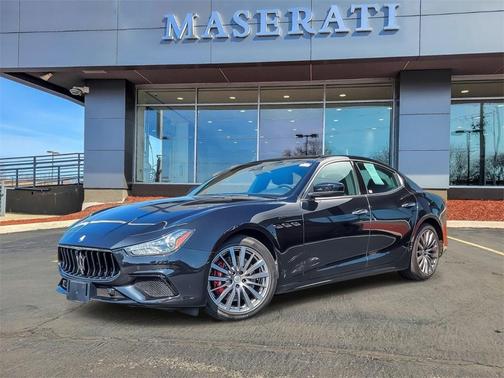 2022 Maserati Ghibli Modena Q4