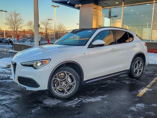 2022 Alfa Romeo Stelvio Ti