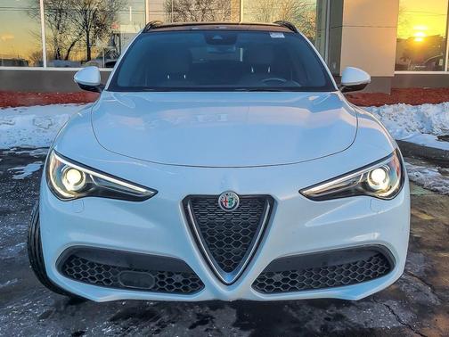 2022 Alfa Romeo Stelvio Ti