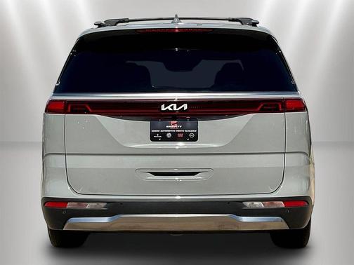 Ceramic Silver 2024 Kia Carnival SX Prestige