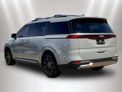 Ceramic Silver 2024 Kia Carnival SX Prestige