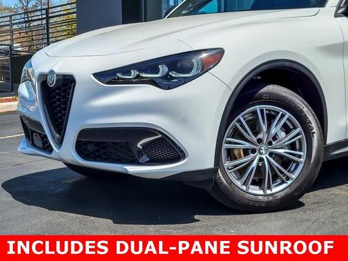 2024 Alfa Romeo Stelvio Base