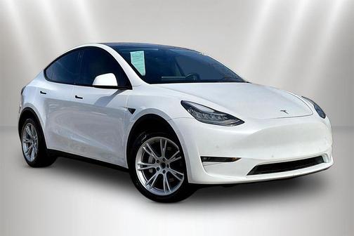 White 2021 Tesla Model Y Long Range